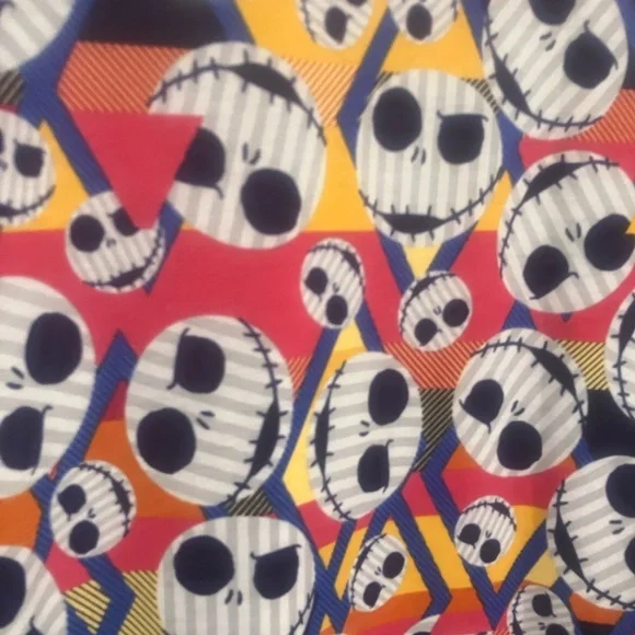LuLaRoe nightmare before Christmas top size small - Picture 4 of 4